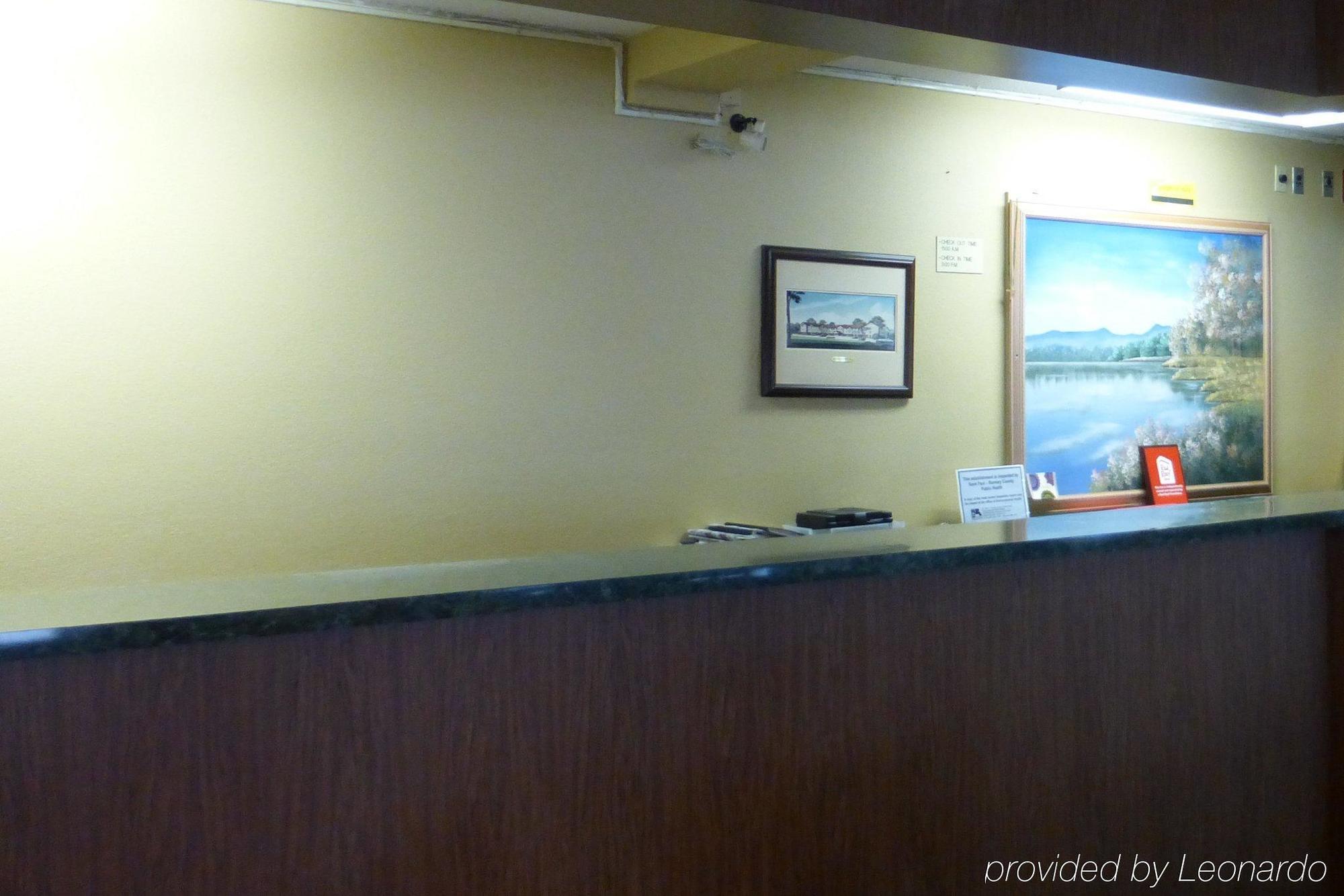 Norwood Inn And Suites - Minneapolis-St Paul רוזוויל מראה חיצוני תמונה