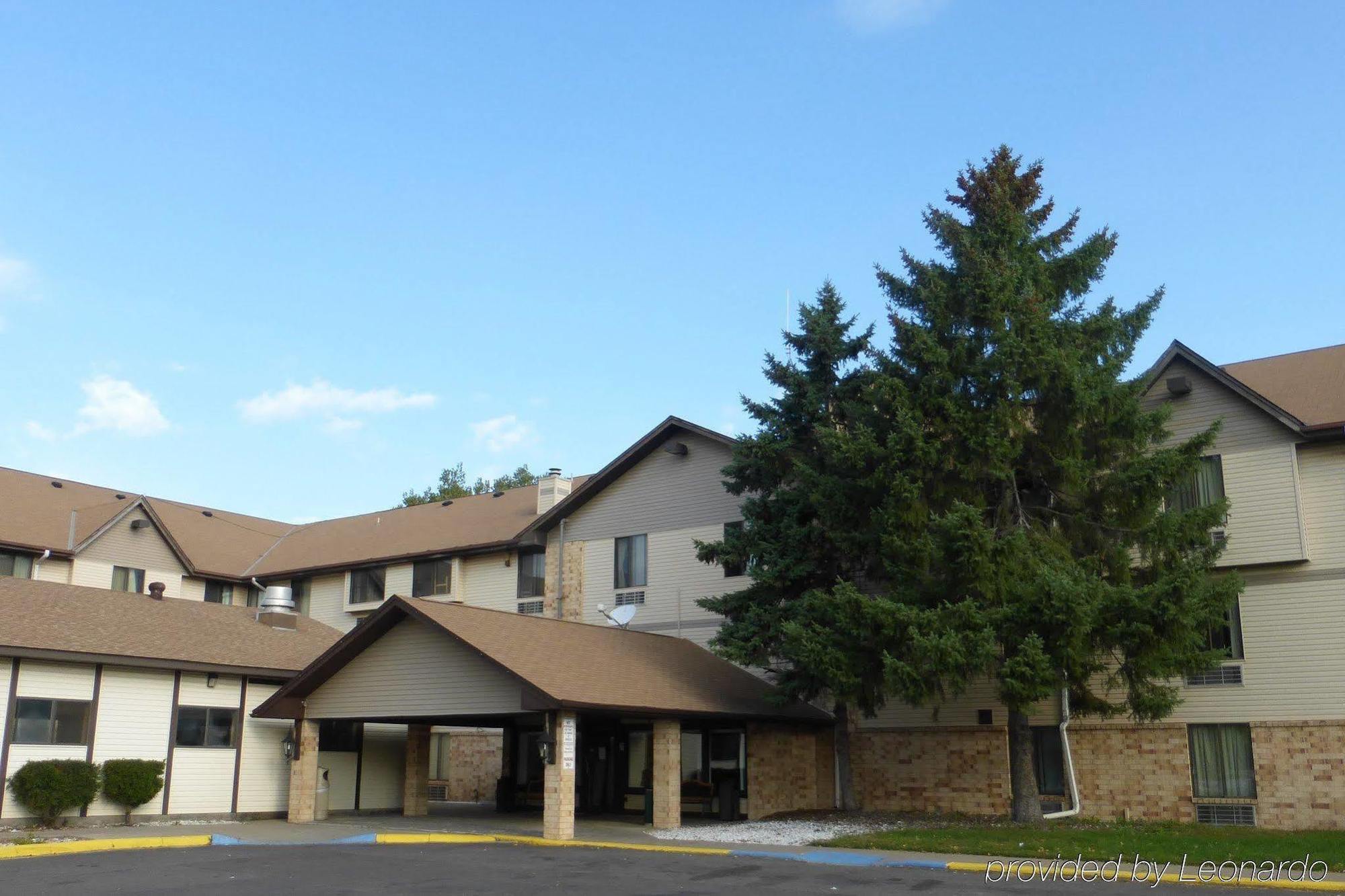 Norwood Inn And Suites - Minneapolis-St Paul רוזוויל מראה חיצוני תמונה