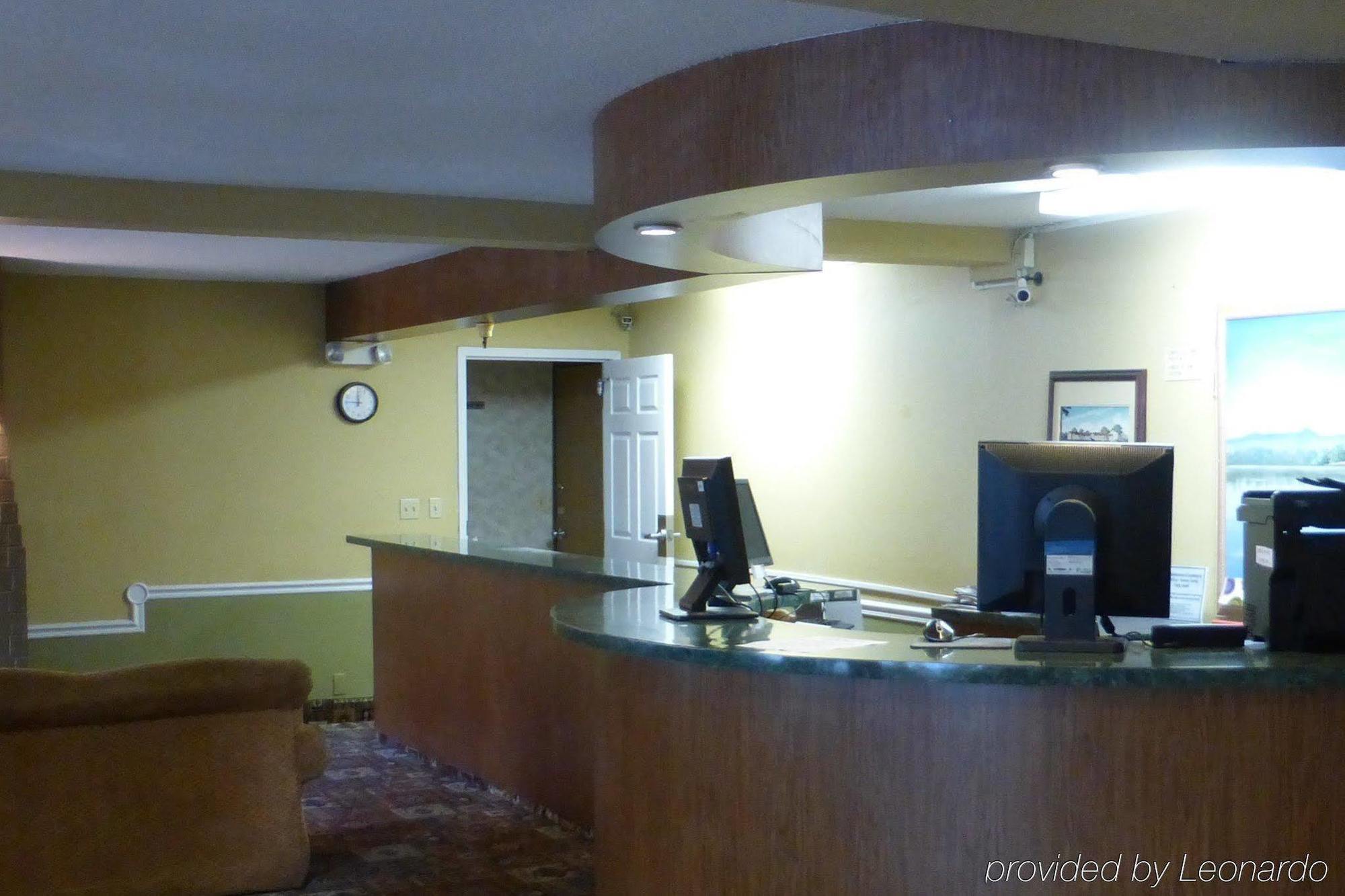 Norwood Inn And Suites - Minneapolis-St Paul רוזוויל מראה חיצוני תמונה