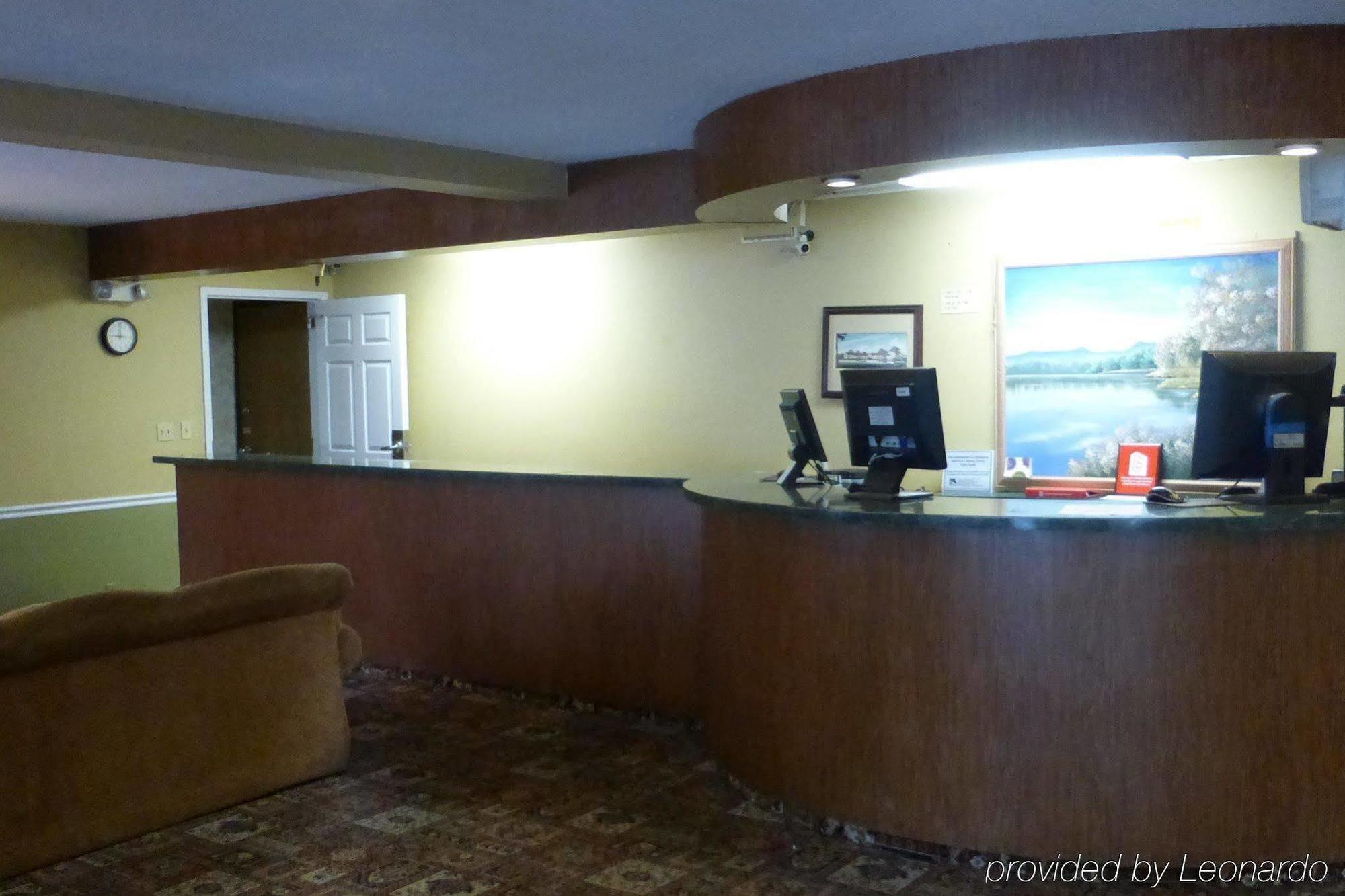 Norwood Inn And Suites - Minneapolis-St Paul רוזוויל מראה חיצוני תמונה