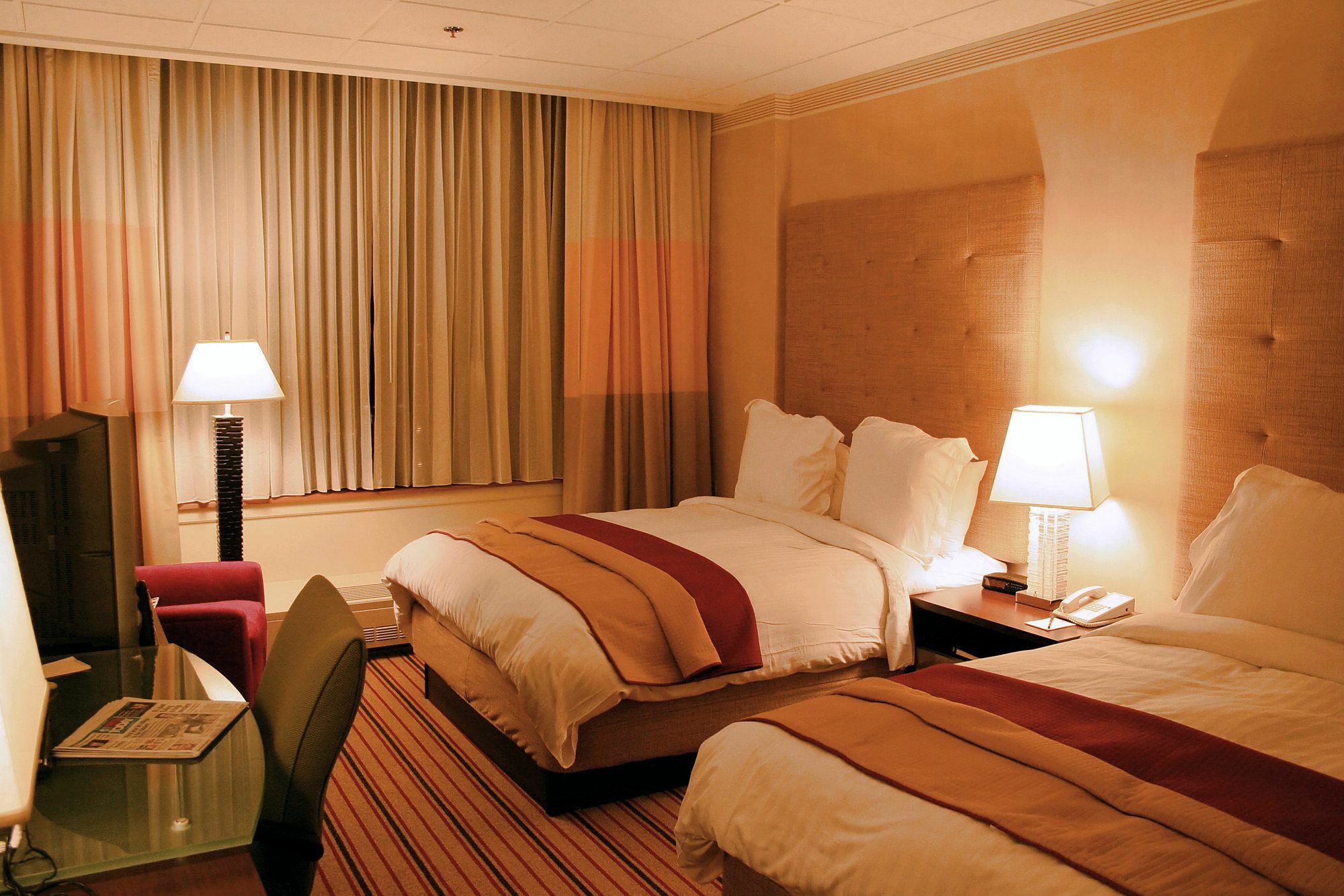 Norwood Inn And Suites - Minneapolis-St Paul רוזוויל מראה חיצוני תמונה