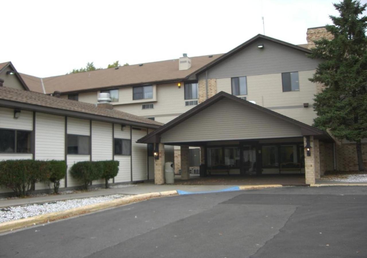 Norwood Inn And Suites - Minneapolis-St Paul רוזוויל מראה חיצוני תמונה